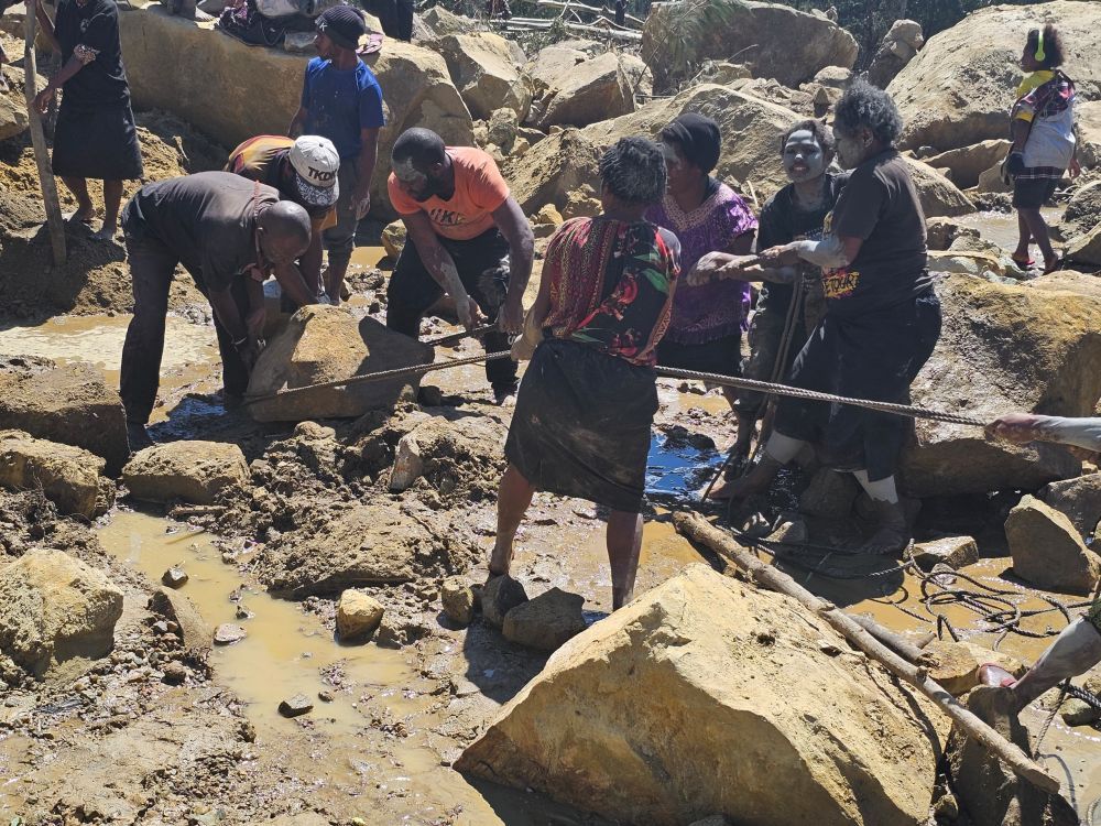 直击巴布亚新几内亚山体滑坡现场