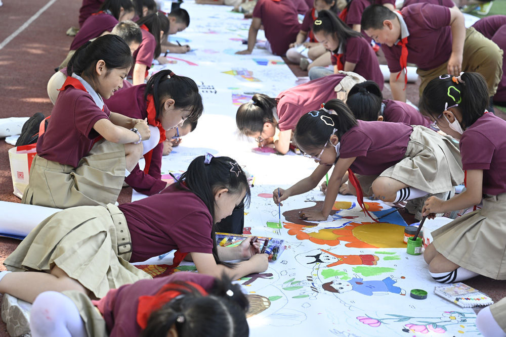 石家庄新华区：多彩活动迎“六一”