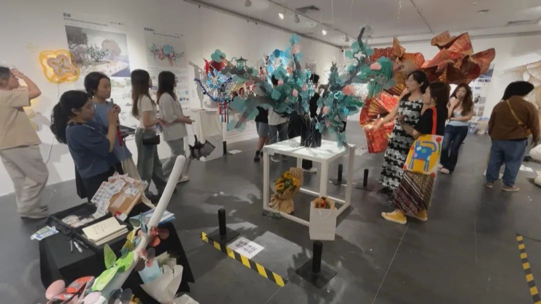 广美毕业展又遭破坏! 广美毕业展又遭破坏!