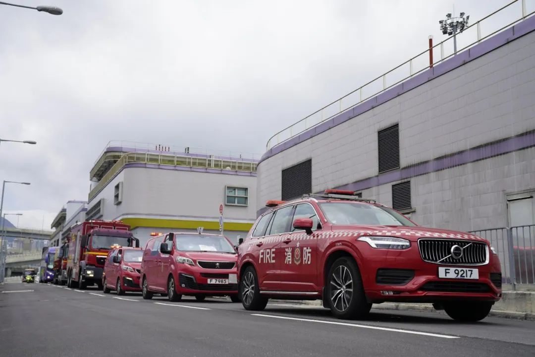香港消防车首次驶入内地,是为了…… 香港消防车首次驶入内地,是为了……