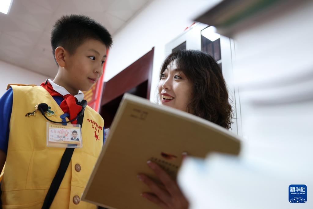 了不起的童年丨这个小小讲解员为何“一讲成名”？