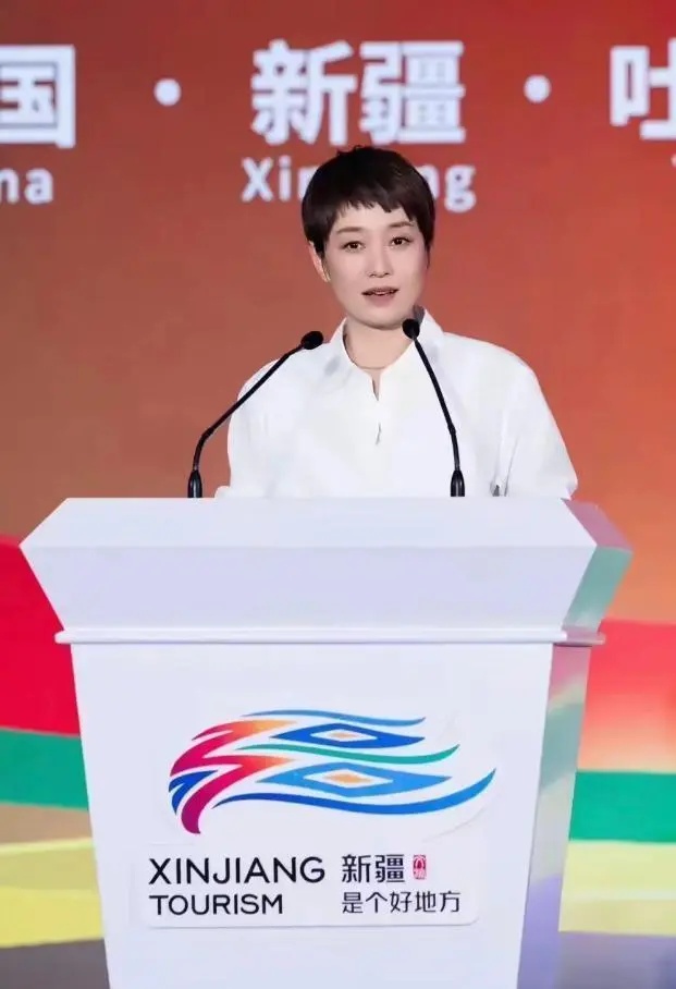知名女演员，官宣