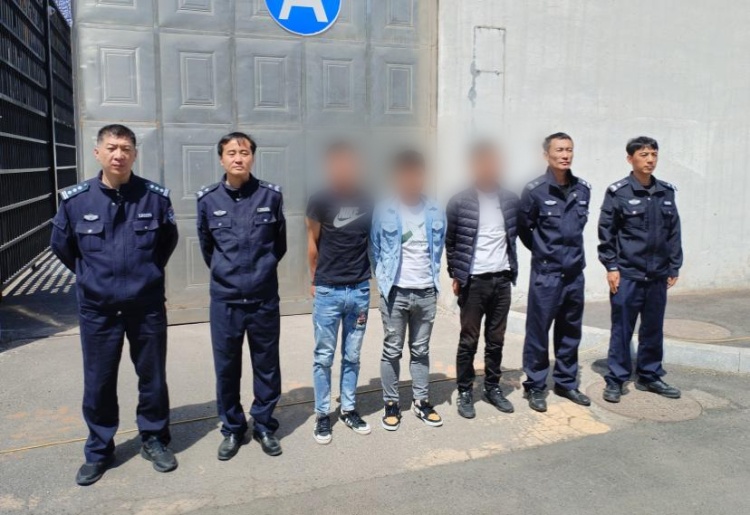 青岛警方抓获三名盗窃道观香火钱嫌疑人 青岛警方抓获三名盗窃道观香火钱嫌疑人