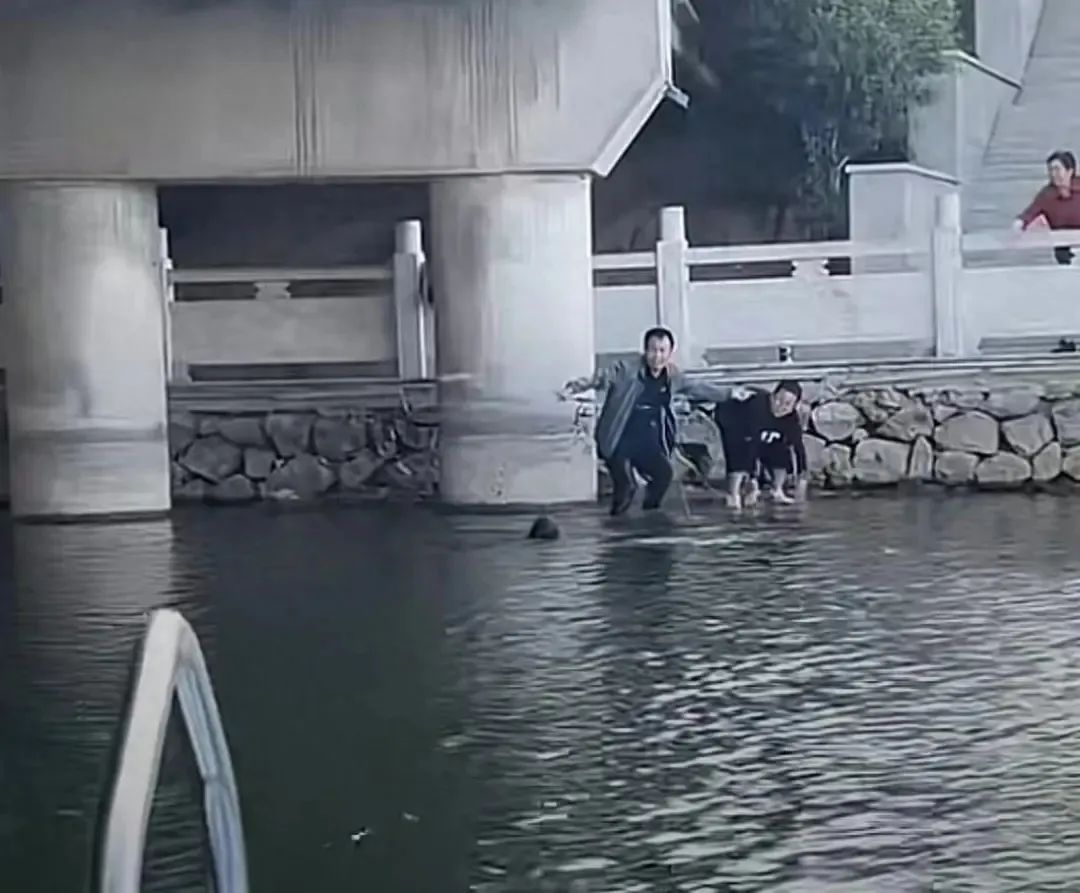 冲上热搜!5岁女孩生日这天,救了个小哥哥…… 冲上热搜!5岁女孩生日这天,救了个小哥哥……