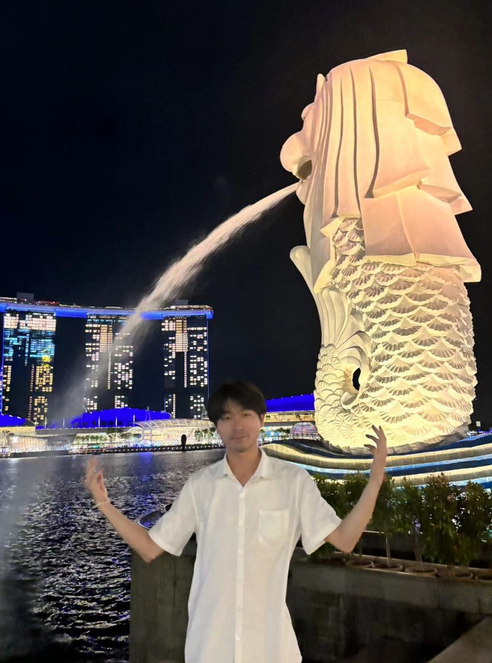 花费不到3000！大学生花29天坐公交车从上海到新加坡？