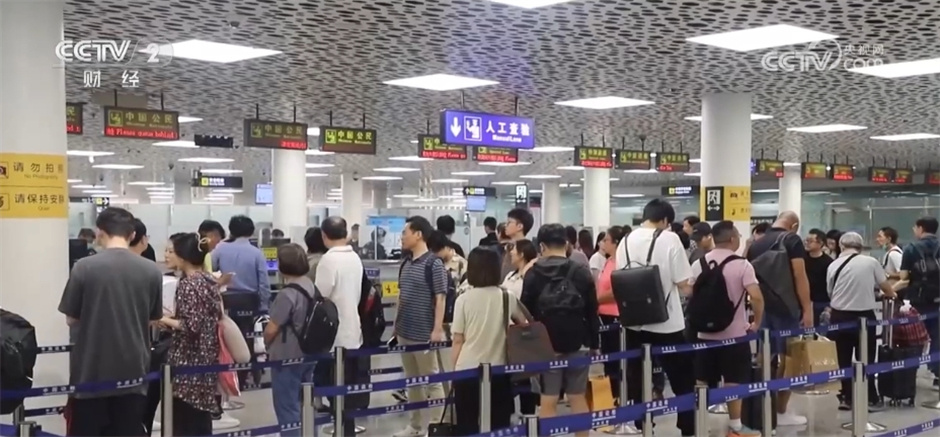 “流动的中国”活力奔涌 从陆地到天空推动经济发展欣欣向荣