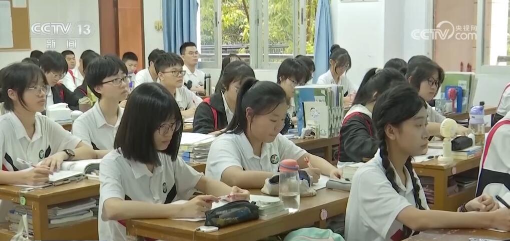 各地各部门全力做好考生综合服务工作 保障高考安全平稳 各地各部门全力做好考生综合服务工作 保障高考安全平稳