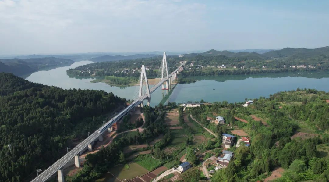 列车运行图上新！成都⇋珠海首开动车，巴南高铁纳入！