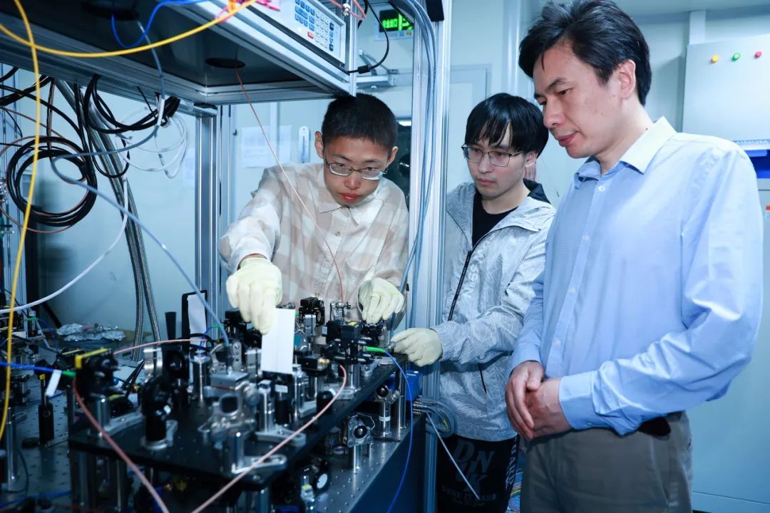 同一天2篇Nature!清华两团队最新科研突破! 同一天2篇Nature!清华两团队最新科研突破!