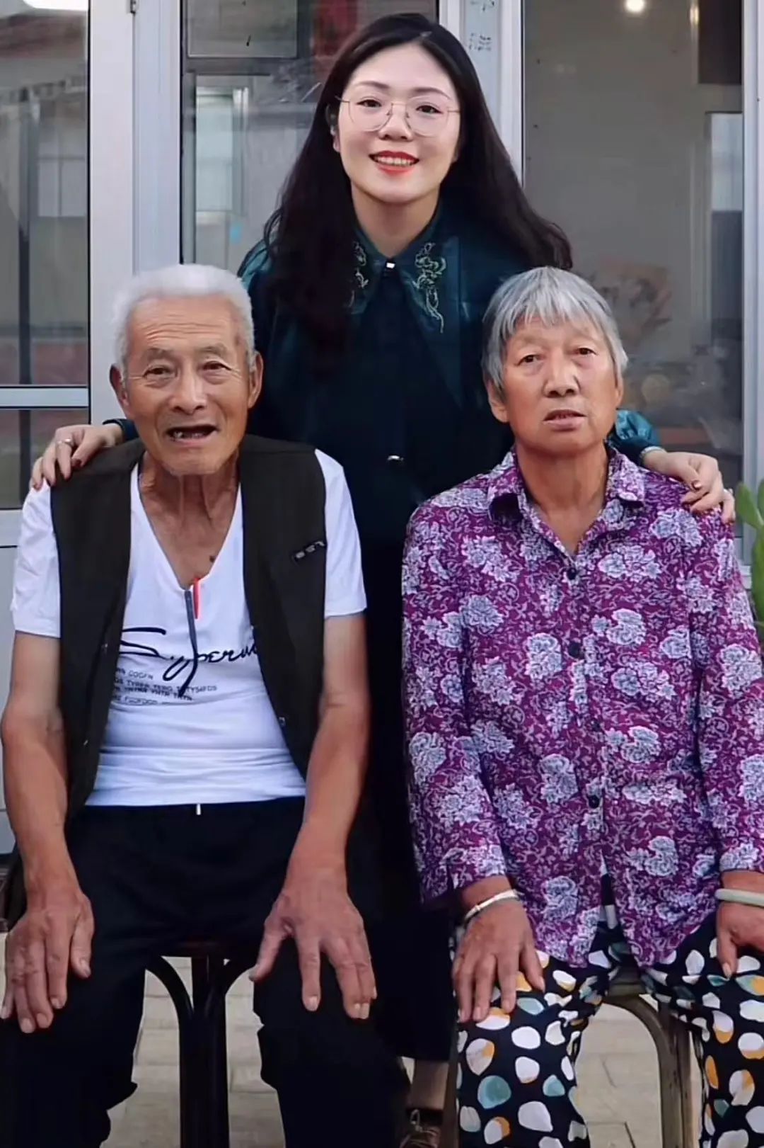 长沙女孩与山东爷爷的双向奔赴:一次指路后,她连续7年收到寄送的特产 长沙女孩与山东爷爷的双向奔赴:一次指路后,她连续7年收到寄送的特产