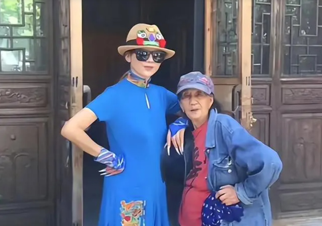 杨丽萍发文悼念! 杨丽萍发文悼念!