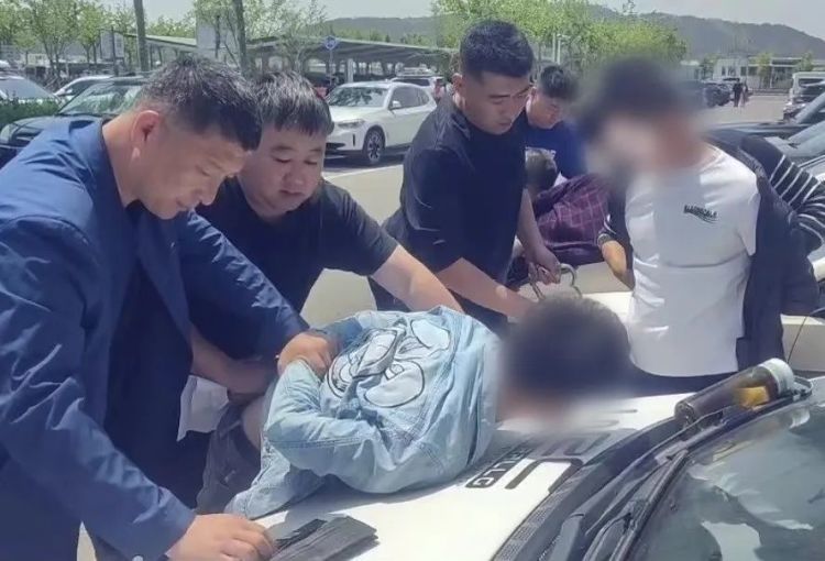 青岛警方抓获三名盗窃道观香火钱嫌疑人 青岛警方抓获三名盗窃道观香火钱嫌疑人