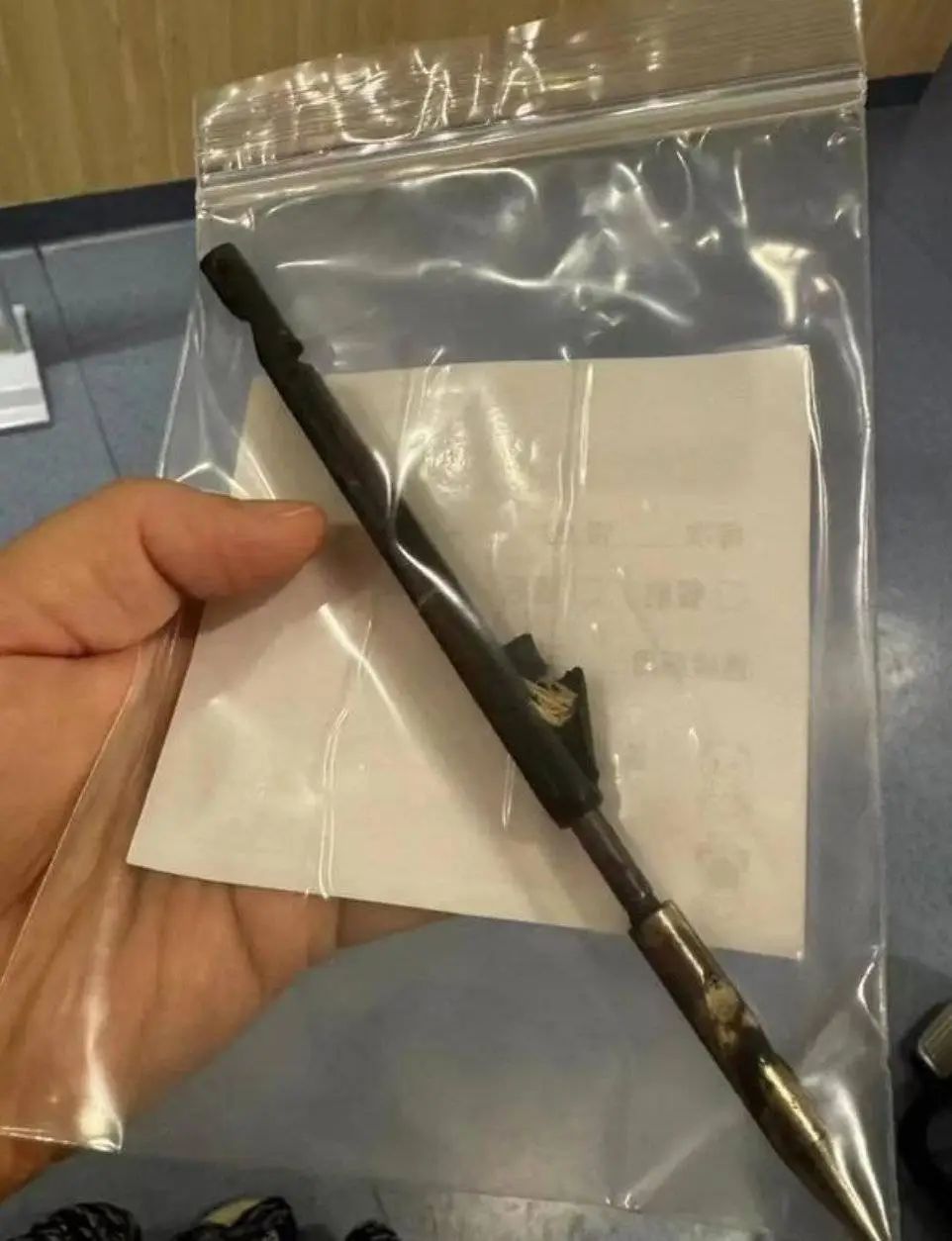 成都一小区流浪猫频遭弓弩射杀？嫌疑人被抓获