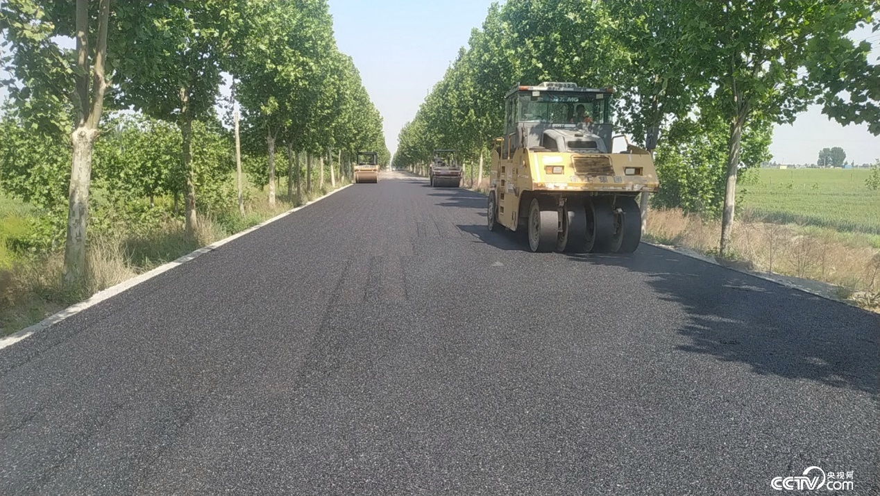 河北邢台:“交通线”变“风景线” 铺就乡村振兴“快车道” 河北邢台:“交通线”变“风景线” 铺就乡村振兴“快车道”