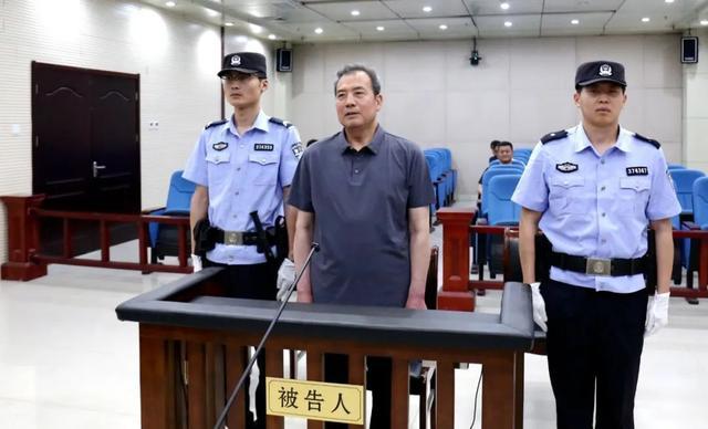 潍坊滨海经济技术开发区原党工委书记、管委会主任张恒道受贿、滥用职权案一审公开宣判 潍坊滨海经济技术开发区原党工委书记、管委会主任张恒道受贿、滥用职权案一审公开宣判