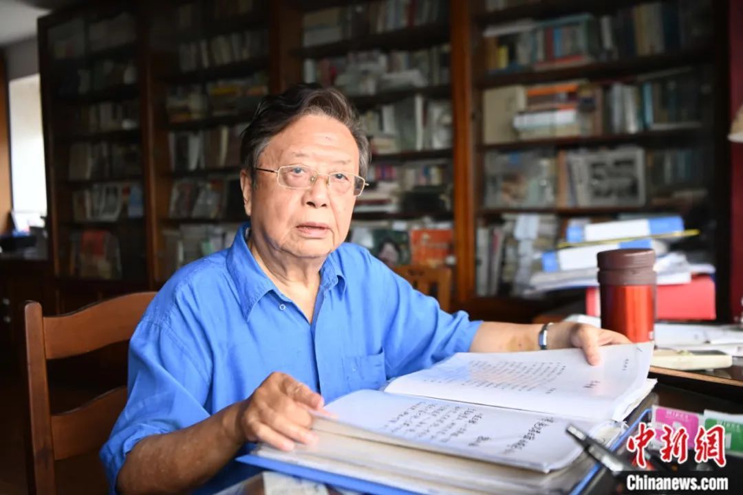 语文课本上的“巴蜀鬼才”，走了！