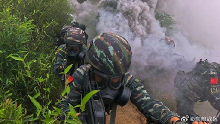 武警魔鬼周极限训练高燃瞬间