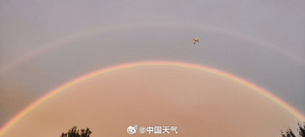 在阿勒泰遇见罕见双彩虹 双彩虹是怎么形成的? 在阿勒泰遇见罕见双彩虹 双彩虹是怎么形成的?