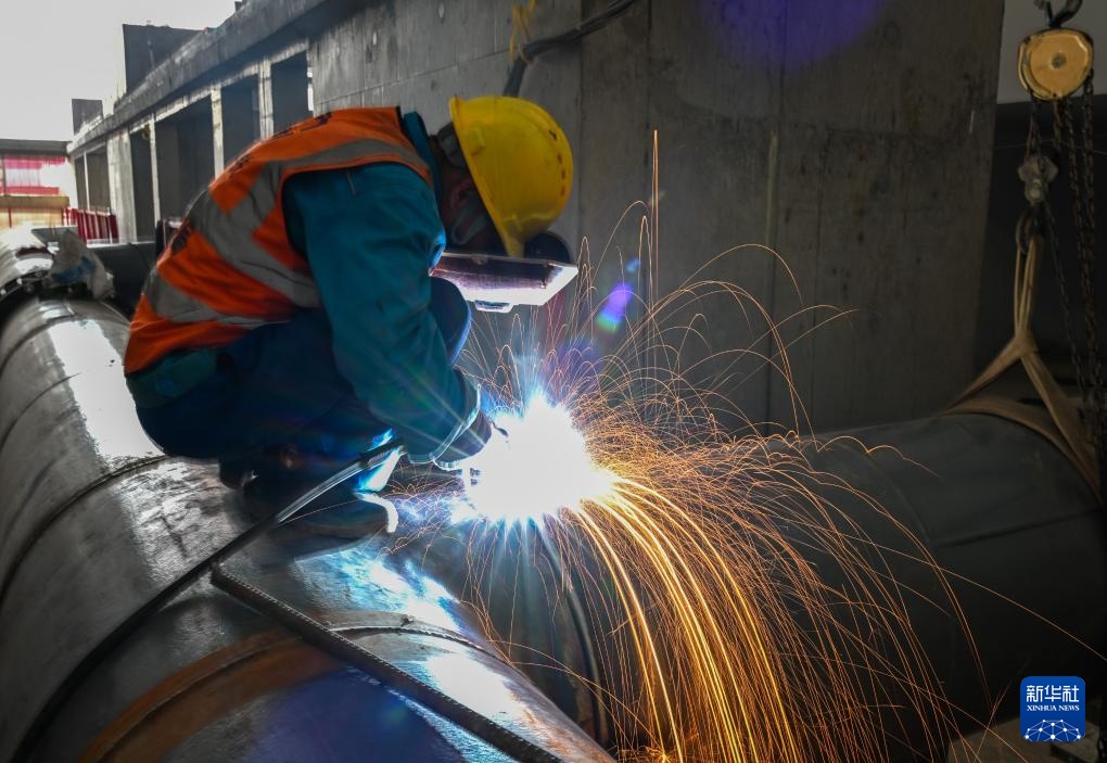 深圳南山水厂建设初具规模 深圳南山水厂建设初具规模