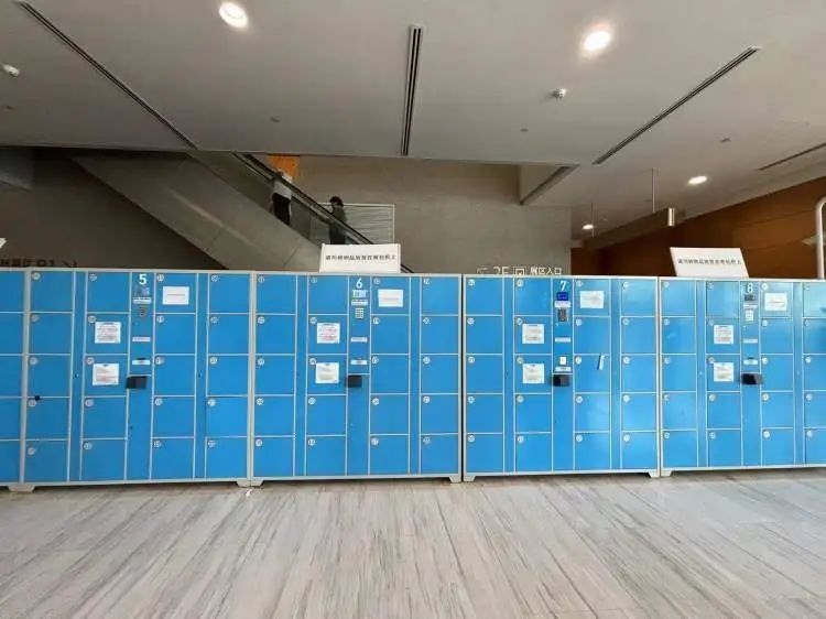 存一个收费80元？谁存谁是大冤种？有人直接扔路边了……