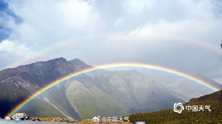 在阿勒泰遇见罕见双彩虹 双彩虹是怎么形成的? 在阿勒泰遇见罕见双彩虹 双彩虹是怎么形成的?