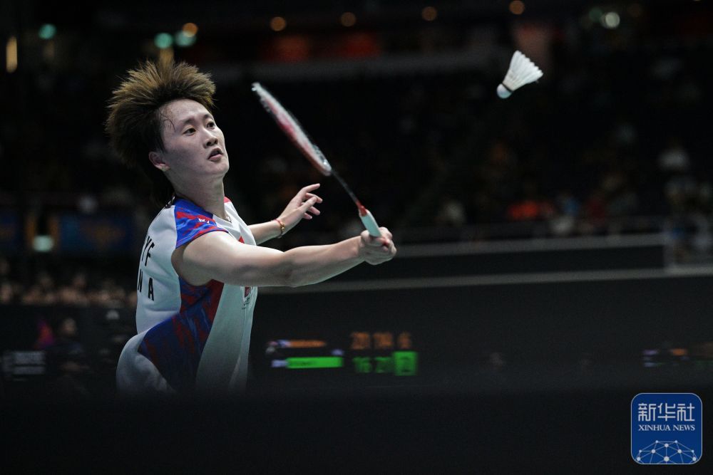 新加坡羽毛球公开赛丨陈雨菲晋级八强