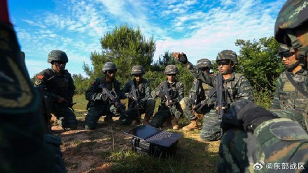 武警魔鬼周极限训练高燃瞬间