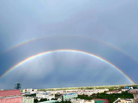在阿勒泰遇见罕见双彩虹 双彩虹是怎么形成的? 在阿勒泰遇见罕见双彩虹 双彩虹是怎么形成的?