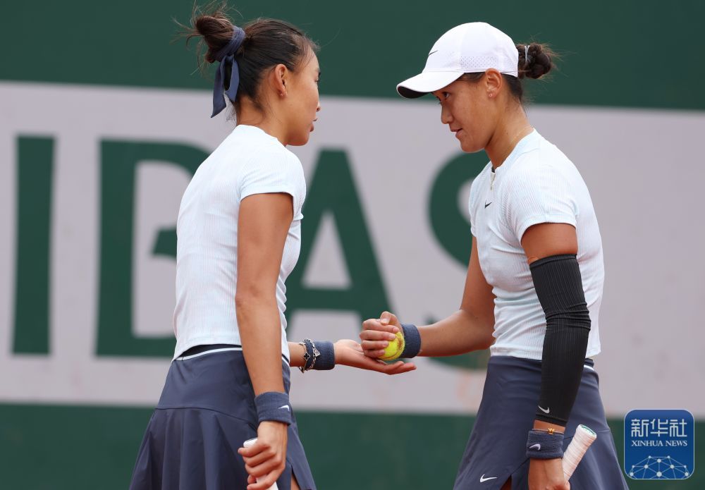 法网丨王曦雨/袁悦晋级女双第二轮