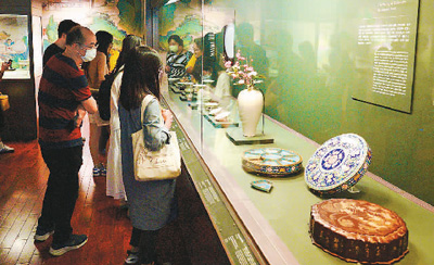 在台北故宫“看见”《红楼梦》