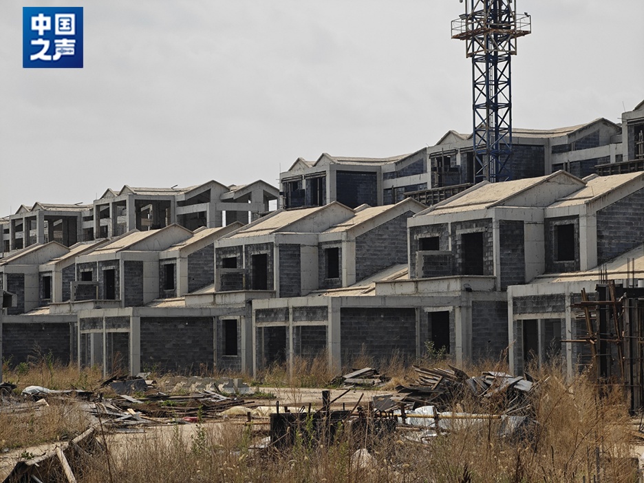 黑土地被征占建高档别墅,村民安置房却半途搁置!长春:成立联合调查组 黑土地被征占建高档别墅,村民安置房却半途搁置!长春:成立联合调查组