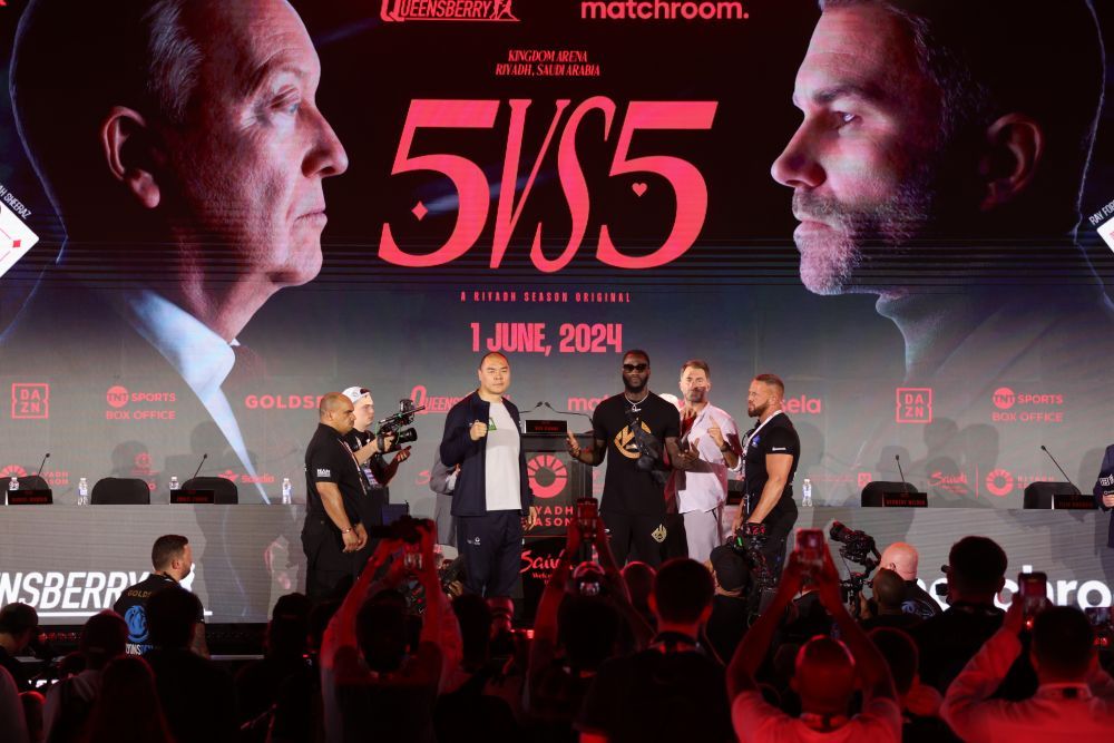 中国“拳王”张志磊重返沙特 团体赛志在必得