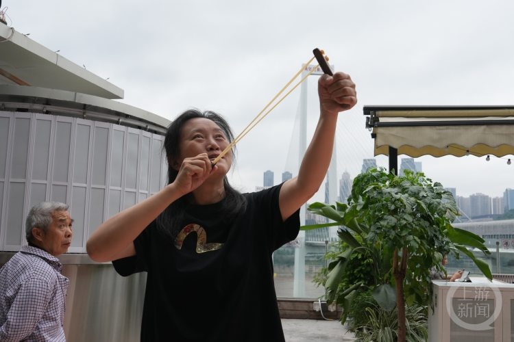 想过儿童节的大人，开了一家“时光小卖铺”