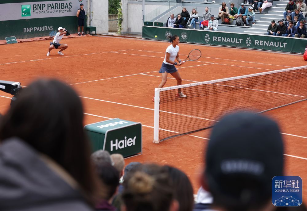 法网丨王曦雨/袁悦晋级女双第二轮