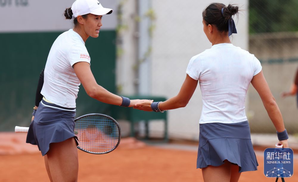 法网丨王曦雨/袁悦晋级女双第二轮