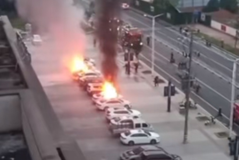 程某萍（男，38岁）因纵火被抓，作案动机令人无语