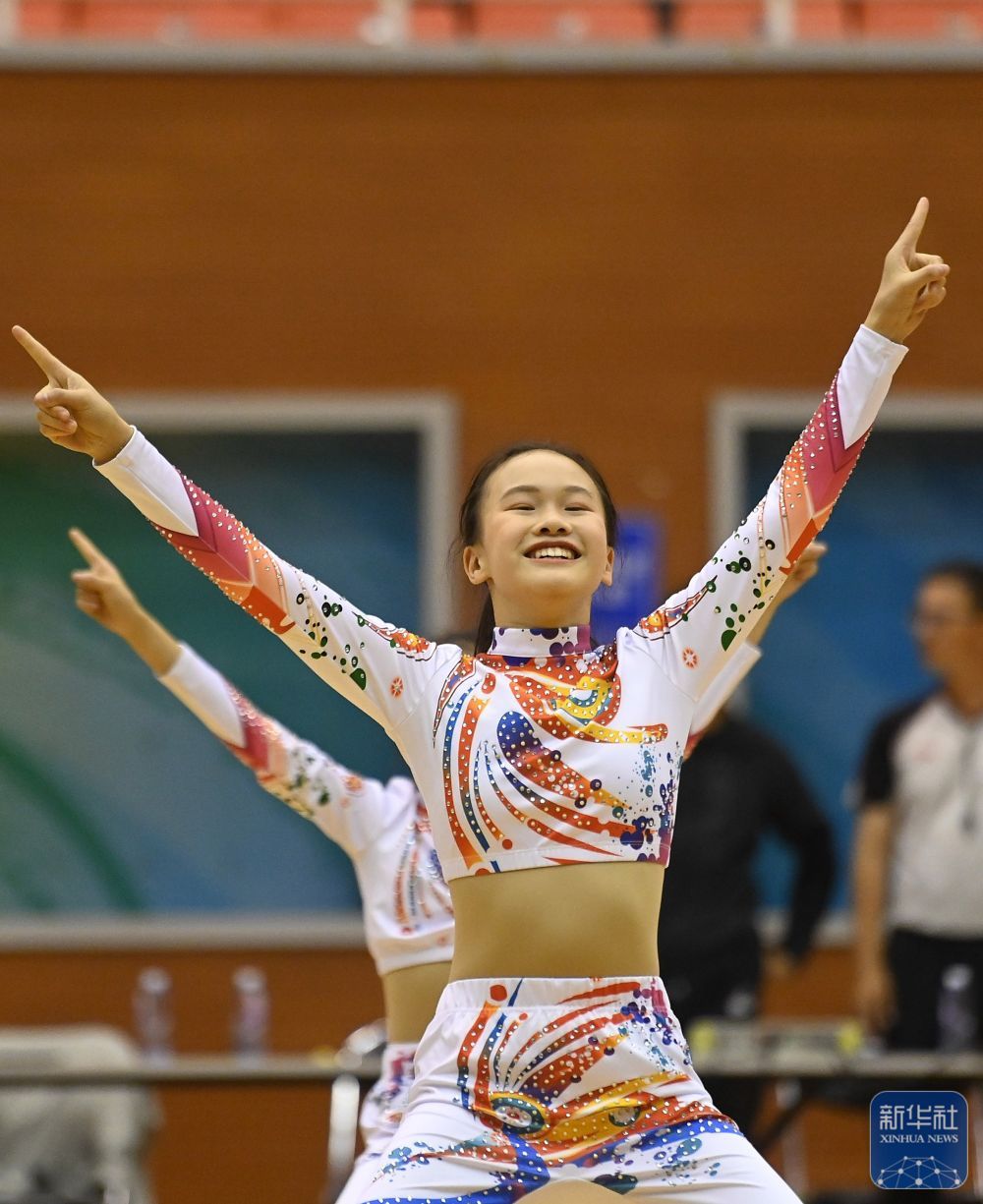 “六一”国际儿童节 | 篮下挥汗迎“六一”