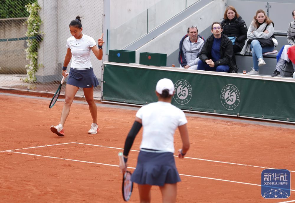 法网丨王曦雨/袁悦晋级女双第二轮