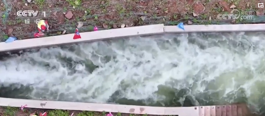 清江碧水促民生 百姓享受绿色发展福祉