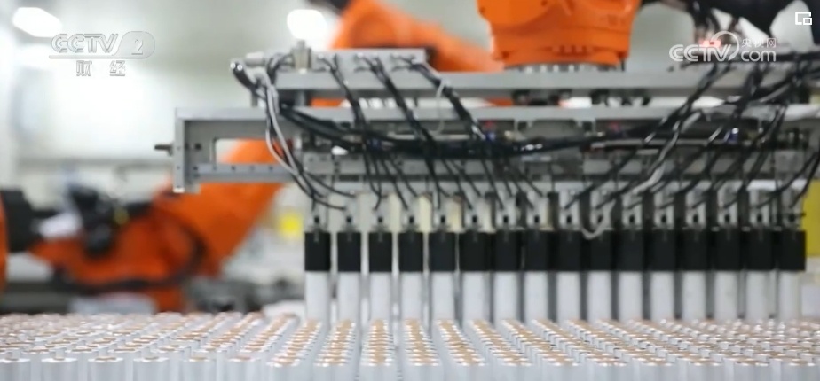 赋能、远见,未来已来!“智力+耐力”助推人形机器人加速“进化” 赋能、远见,未来已来!“智力+耐力”助推人形机器人加速“进化”