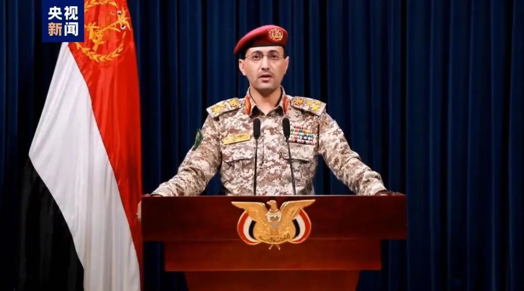 突发！美军航母遭袭