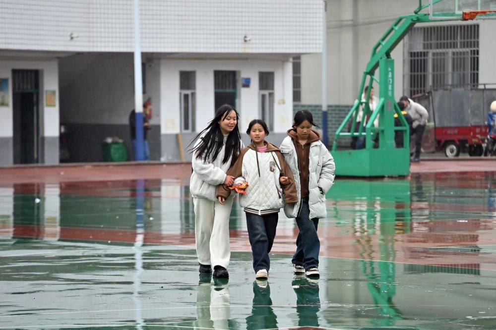 十多年过去了，新华社记者镜头里的山里娃们还好吗？