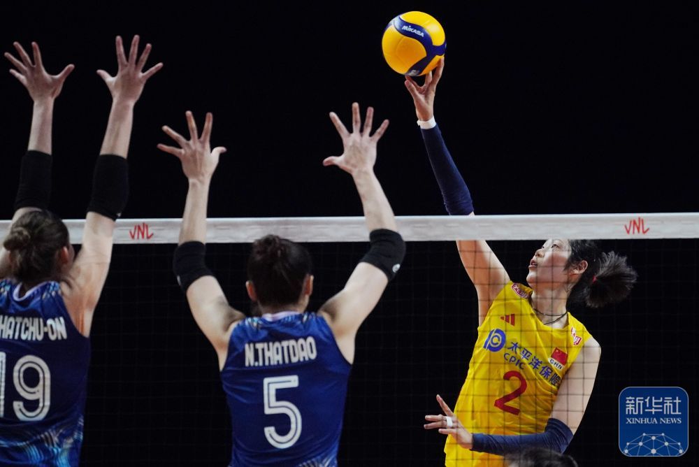 世界女排联赛澳门站中国胜泰国 朱婷首发登场