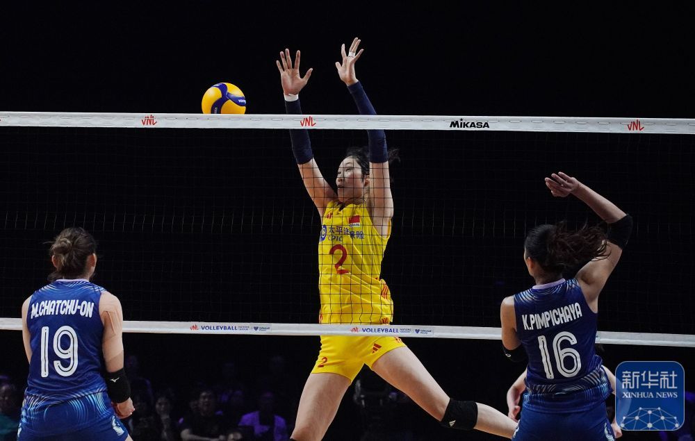 世界女排联赛澳门站中国胜泰国 朱婷首发登场