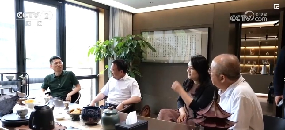 赋能、远见,未来已来!“智力+耐力”助推人形机器人加速“进化” 赋能、远见,未来已来!“智力+耐力”助推人形机器人加速“进化”