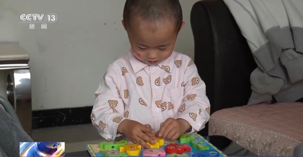 超4万儿童受益!养育指导“送上门”给农村幼儿带来哪些变化? 超4万儿童受益!养育指导“送上门”给农村幼儿带来哪些变化?