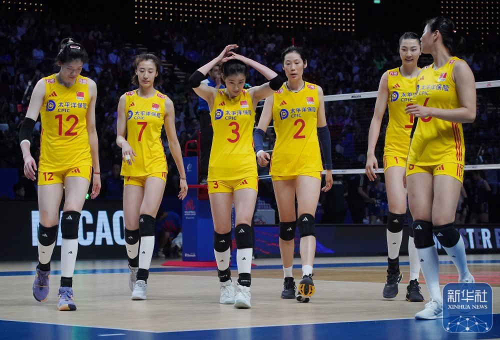 世界女排联赛澳门站中国胜泰国 朱婷首发登场