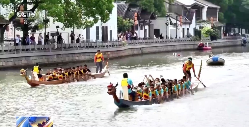 龙舟竞渡迎端午 多地龙舟赛燃情开赛