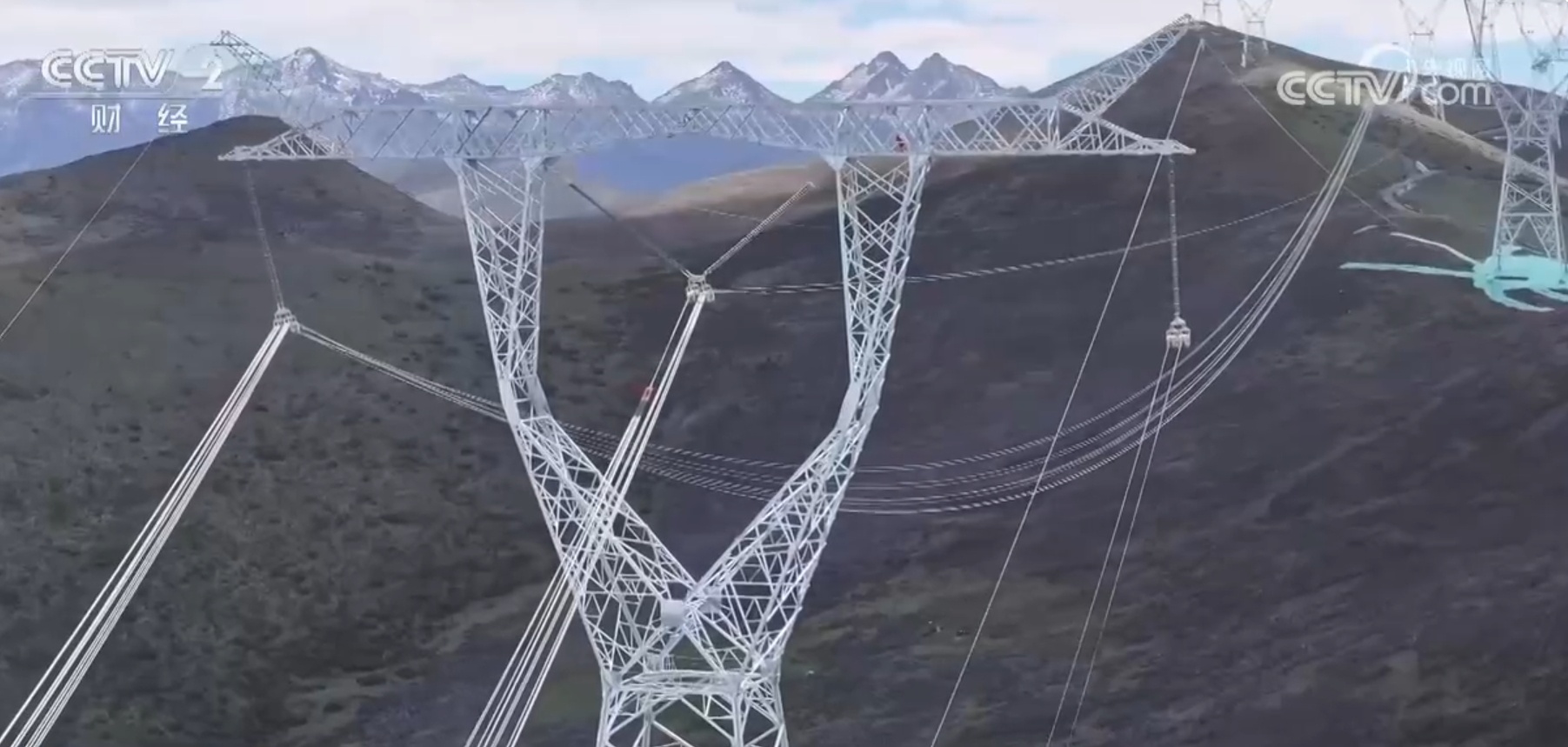 “电”亮万家灯火、“电”亮百姓生活 川渝特高压输电工程取得新突破