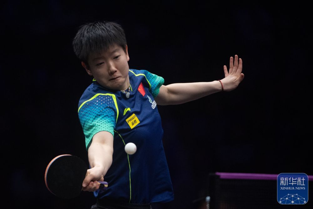 WTT重庆乒乓球冠军赛女单决赛：孙颖莎对阵王曼昱